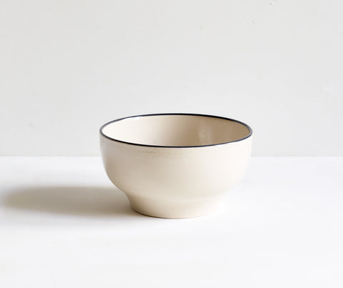 Handmade Porcelain Simple Bowl with Black Rim